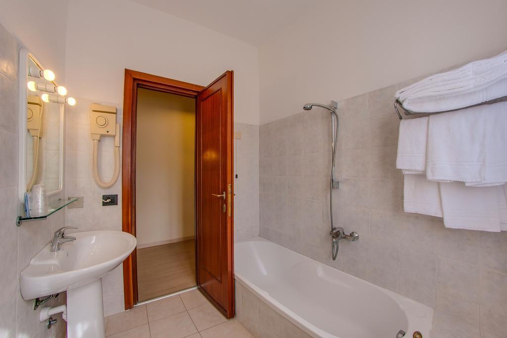 Hotel Del Golfo - Dependance Procchio  Ngoại thất bức ảnh